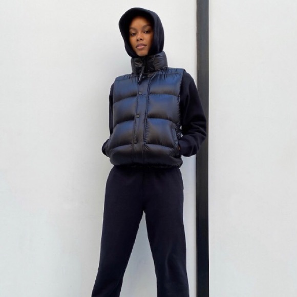 Aritzia Super Puff Vest 
